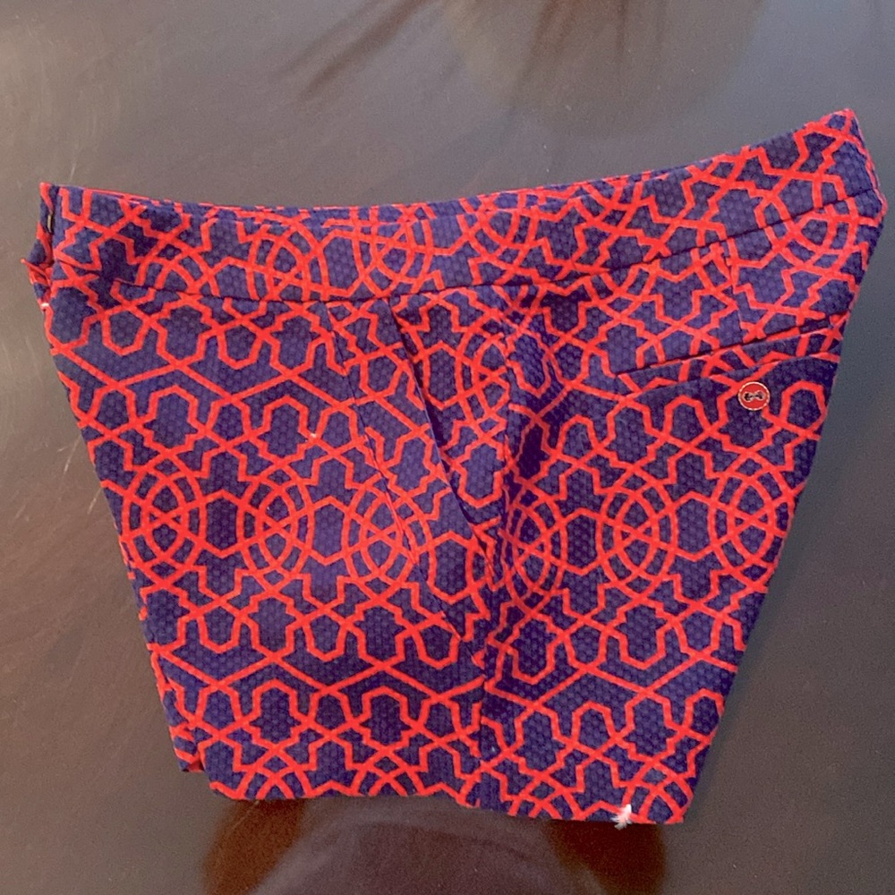 C Wonder Ladies size 12 shorts